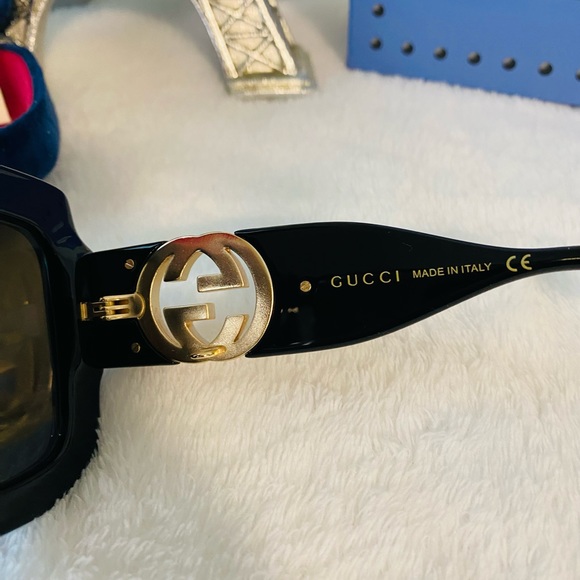 Authentic Gucci Rectangle Sunglasses - Picture 8 of 16